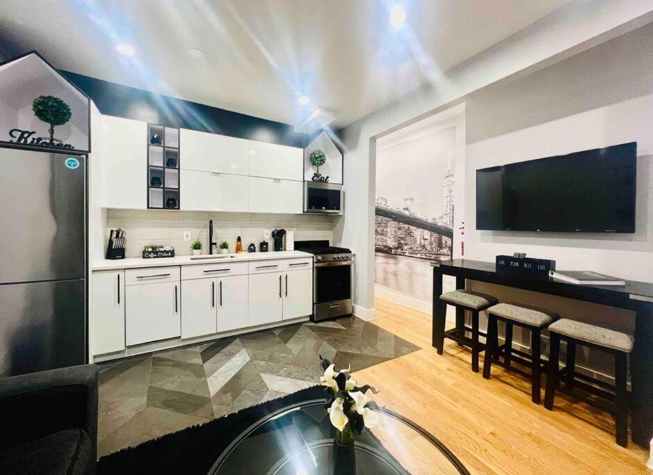 2 Bedroom Apartment, Close To Nyc & Downtown Jc! Jersey City Zewnętrze zdjęcie